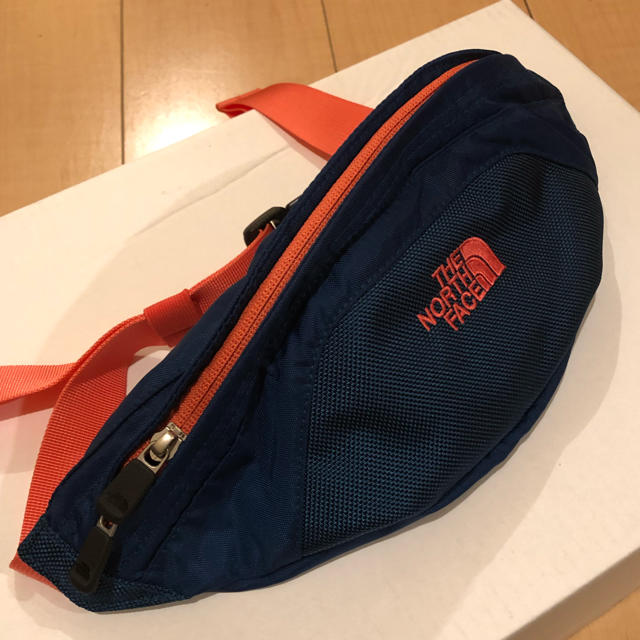 THE NORTH FACE(ザノースフェイス)のノースフェイス / グラニュール / 色:SB メンズのバッグ(ウエストポーチ)の商品写真