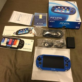 プレイステーションヴィータ(PlayStation Vita)のPSVITA 本体（PCH1000）サファイアブルー(携帯用ゲーム機本体)