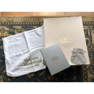 ヴィヴィアンウエストウッド(Vivienne Westwood)のヴィヴィアン・ウエストウッド 化粧箱 アクセサリー保護袋のセット(ショップ袋)