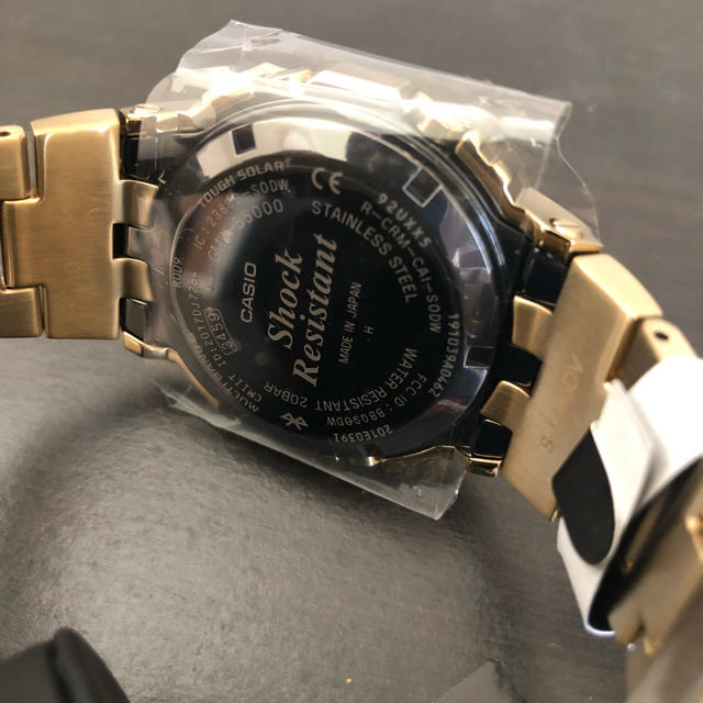 G-SHOCK(ジーショック)の残り1本最終値下げ！G-SHOCK GMW-B5000GD-9JF メンズの時計(腕時計(デジタル))の商品写真