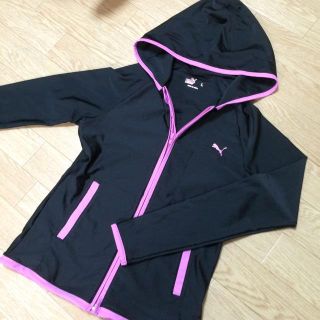 プーマ(PUMA)の着画あり プーマ  ラッシュガードL(水着)