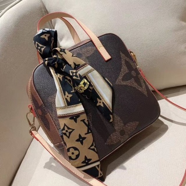 バッグ 激安 お店 、 LOUIS VUITTON - ハンドバッグ/ショルダーバッグの通販 by マスダ's shop｜ルイヴィトンならラクマ