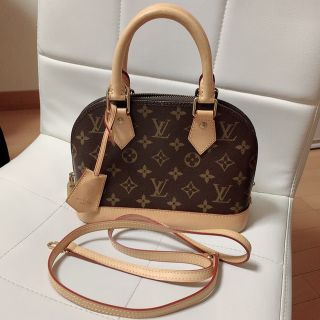 ルイヴィトン(LOUIS VUITTON)のアルマBB ヴィトン ショルダーバッグ(ショルダーバッグ)