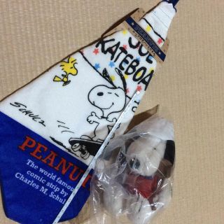 スヌーピー ぬいぐるみとループ付きハンドタオル セット(タオル)