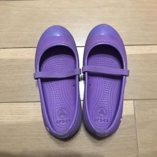 クロックス(crocs)のクロックス パープルのサンダル c10 キッズ(サンダル)