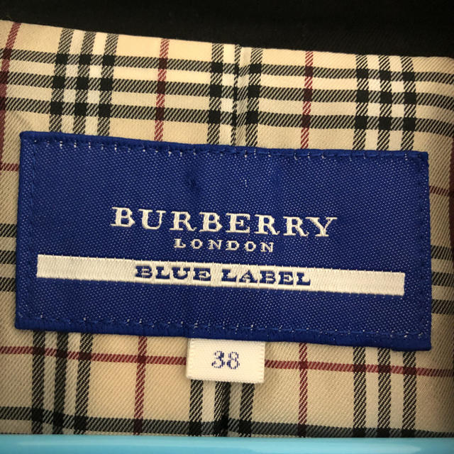 BURBERRY BLUE LABEL(バーバリーブルーレーベル)のバーバリー ブルーレーベル トレンチコート レディースのジャケット/アウター(トレンチコート)の商品写真