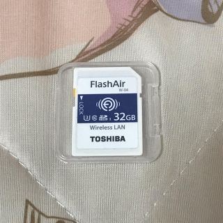 トウシバ(東芝)のFlashAIR 32GB (その他)