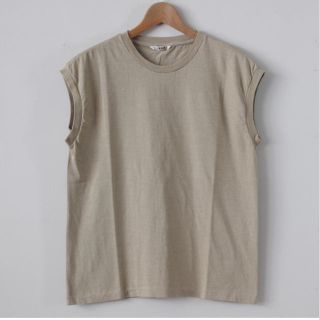 AURALLE SEAMLESS CREW NECK SLEEVELESS (タンクトップ)