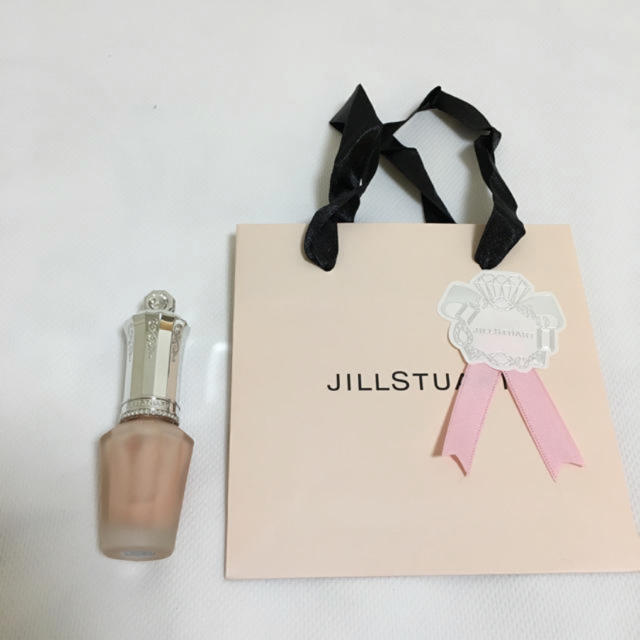 JILLSTUART(ジルスチュアート)の1.3gほど使用★ジルスチュアート ベースコート コスメ/美容のネイル(ネイルトップコート/ベースコート)の商品写真