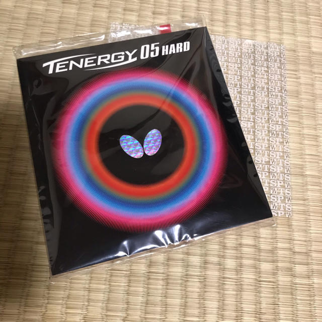 新品 テナジー 05 ハード 赤 トクアツ 卓球 ラバー バタフライ | clipa.md