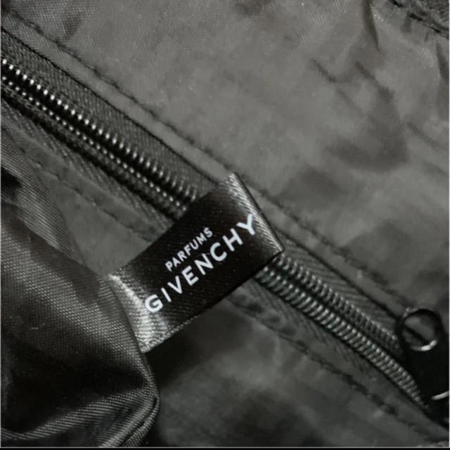 GIVENCHY(ジバンシィ)のGIVENCHY ジバンシー ショルダーバッグ レディースのバッグ(ショルダーバッグ)の商品写真