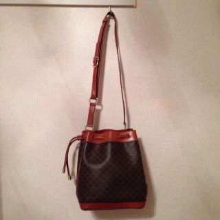 セリーヌ(celine)のCELINE ショルダーバッグ(ショルダーバッグ)