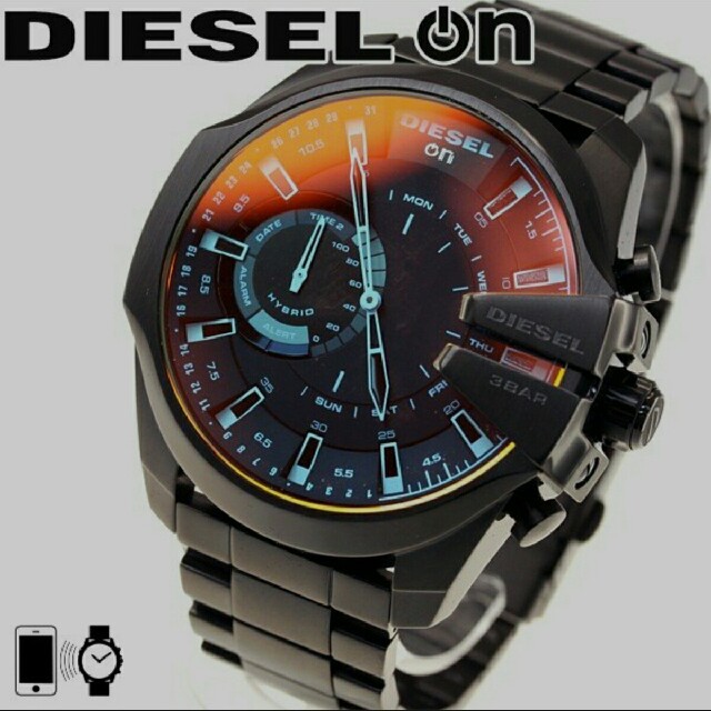 diesel DZT1011 のスマートウォッチです