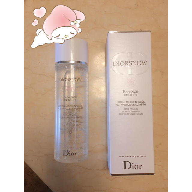 Dior スノーブライトニングエッセンスローション