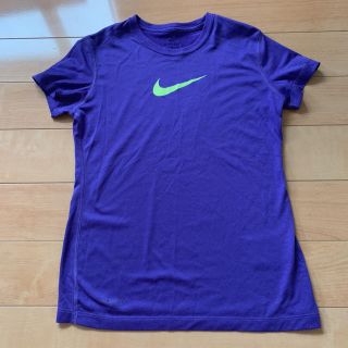 ナイキ(NIKE)のNIKE ナイキ Tシャツ(Tシャツ/カットソー)