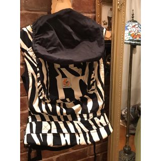 エルゴベビー(Ergobaby)のエルゴ Ergobaby 正規品 抱っこ紐 ブラック Zebra (抱っこひも/おんぶひも)