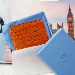 スマイソン(Smythson)の【新品】スマイソン smythson マラ オレンジ カードケース(名刺入れ/定期入れ)