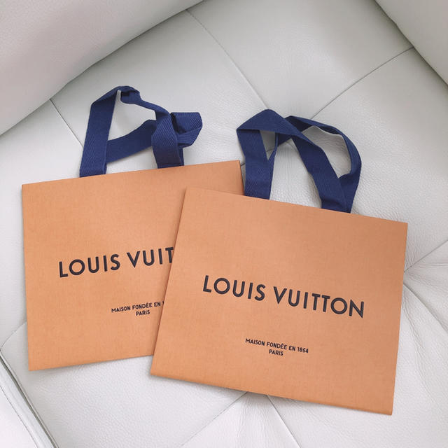 ロレックス スーパーコピー 耐久性腕時計 / LOUIS VUITTON - 【非売品】ルイヴィトン ショップバッグ 2枚セット①の通販 by zaruba-999         ｜ルイヴィトンならラクマ