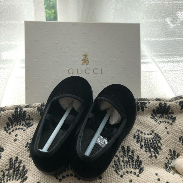 Gucci(グッチ)の新品未使用 GUCCI ベビーシューズ ユニセックス キッズ/ベビー/マタニティのベビー靴/シューズ(~14cm)(フラットシューズ)の商品写真