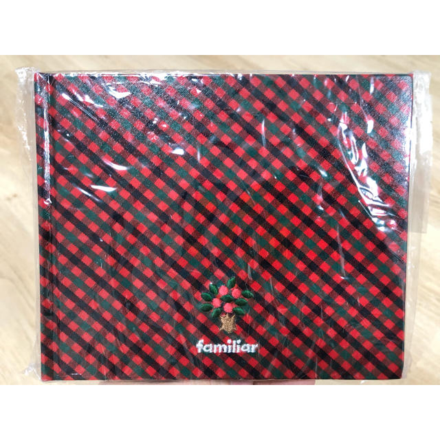 familiar(ファミリア)の【未開封】familiarチェックアルバム（中台紙10枚入） キッズ/ベビー/マタニティのメモリアル/セレモニー用品(アルバム)の商品写真