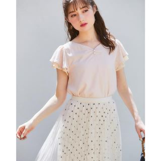 トッコ(tocco)のレース重ねラッフルスリーブハートネックパールブラウス☆【fanity　ファニティ(シャツ/ブラウス(半袖/袖なし))