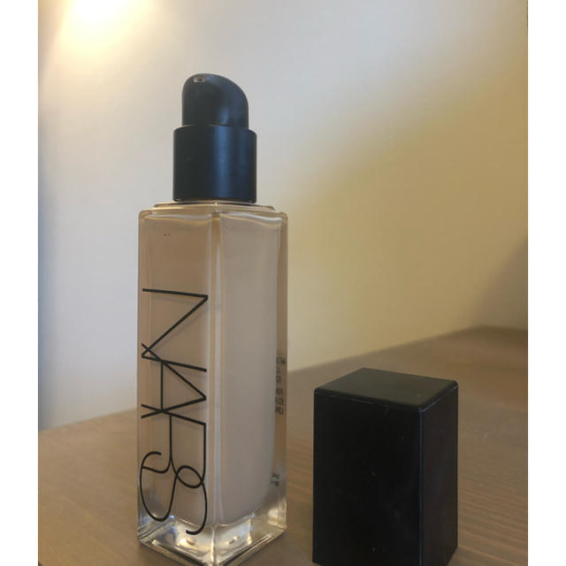 NARS(ナーズ)のNARS  ナチュラルラディアント ロングウェアファンデーション コスメ/美容のベースメイク/化粧品(ファンデーション)の商品写真