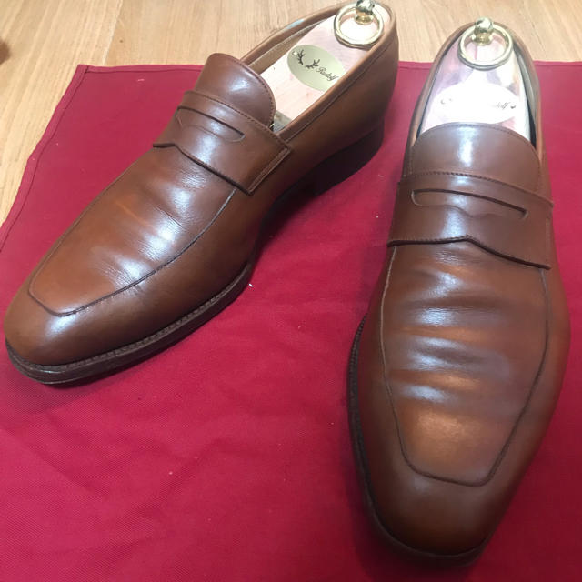 Crockett&Jones(クロケットアンドジョーンズ)の定価 34800円 ジャランスリウァヤ ローファー UK8 26.5cm メンズの靴/シューズ(ドレス/ビジネス)の商品写真