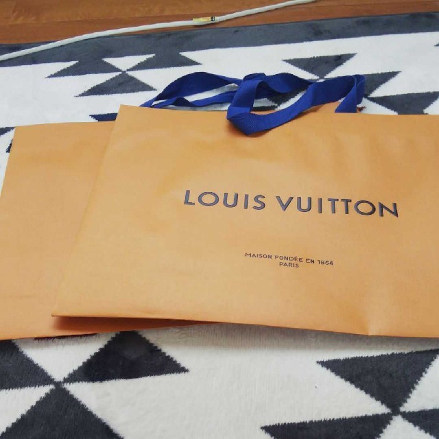 バレンシアガ バッグ 激安 amazon / LOUIS VUITTON - ルイヴィトン 紙袋の通販 by ゆーちゃん's shop｜ルイヴィトンならラクマ