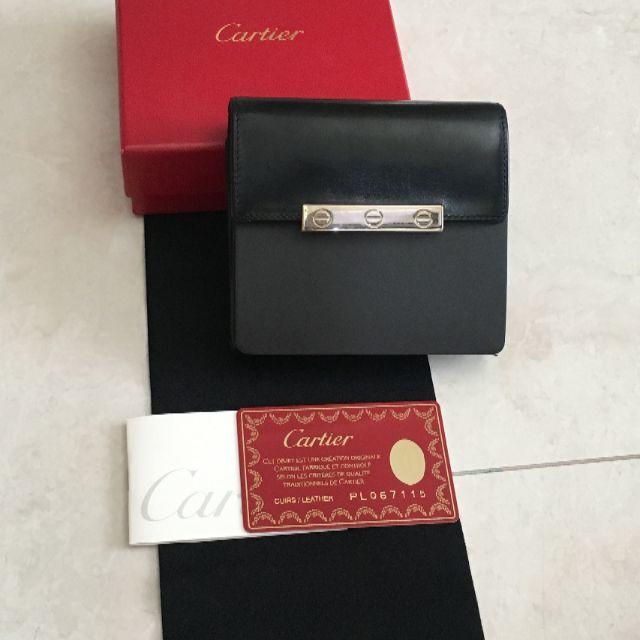 Cartier - カルティエ ラブコレクション レザー 三つ折り財布の Cartier - カルティエ ラブコレクション レザー 三つ折り財布の