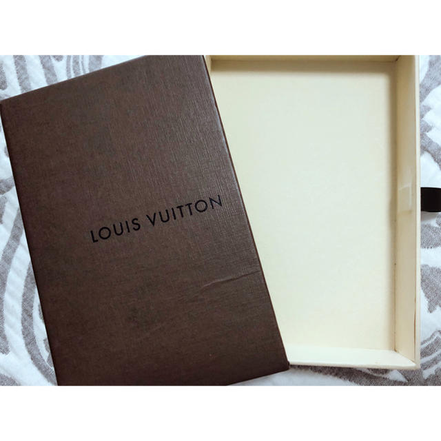 LOUIS VUITTON - ルイヴィトン VUITTON 空箱の通販 by アイナ's shop｜ルイヴィトンならラクマ