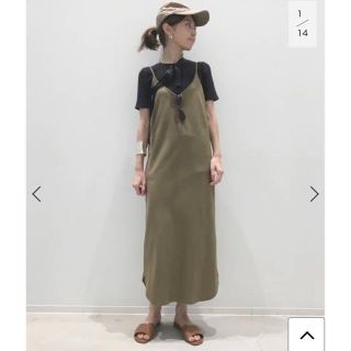 アパルトモンドゥーズィエムクラス(L'Appartement DEUXIEME CLASSE)のアパルトモン OZMA CAMI DRESS カーキ(オールインワン)