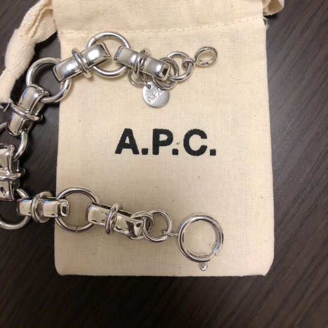 A.P.C(アーペーセー)のa.p.c シルバーブレスレット  メンズのアクセサリー(ブレスレット)の商品写真