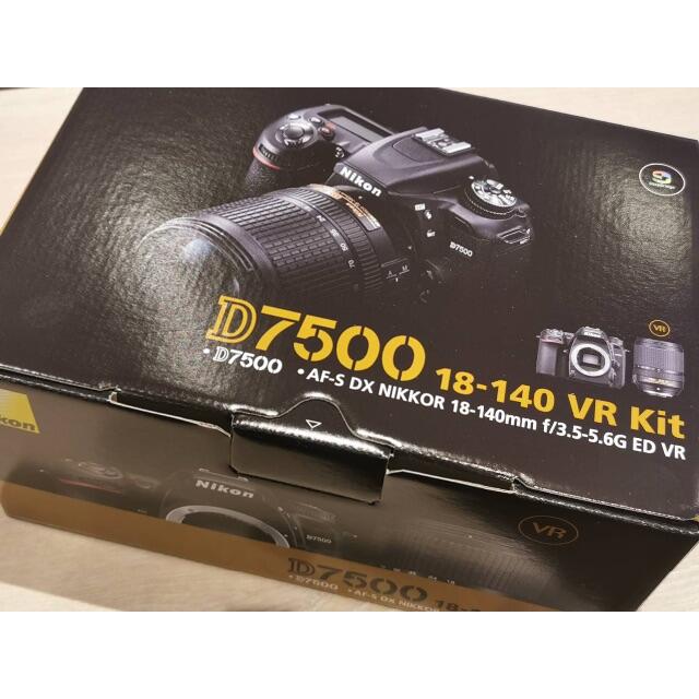 新品未開封 Nikon ニコン D7500 18-140 VR レンズキット