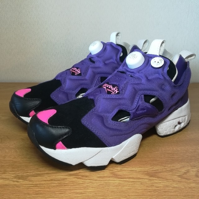 Reebok(リーボック)の美品 大人気 世界に1つ Reebok Pump Fury レディースの靴/シューズ(スニーカー)の商品写真