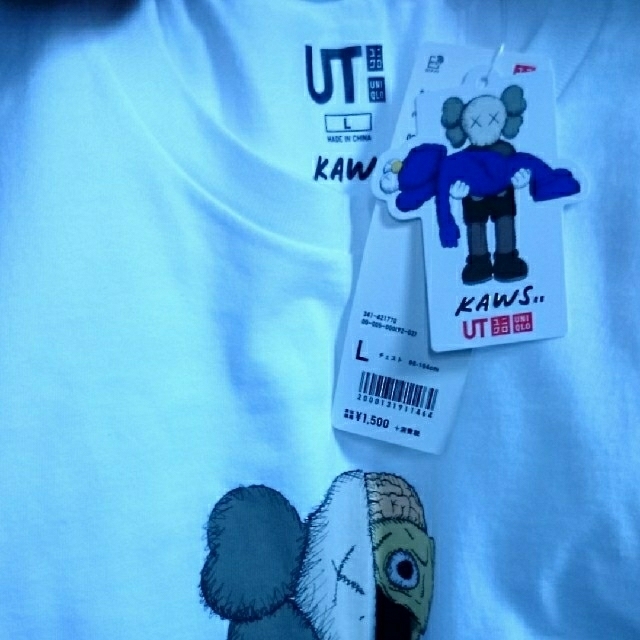 UNIQLO(ユニクロ)のKAWSユニクロコラボTシャツL③ メンズのトップス(Tシャツ/カットソー(半袖/袖なし))の商品写真