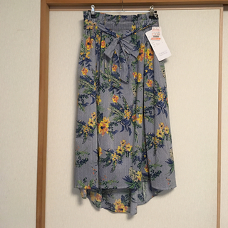 シマムラ(しまむら)のストライプ花柄フィッシュテールスカート(ロングスカート)