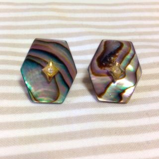 イアパピヨネ(ear PAPILLONNER)のシェルピアス(ピアス)