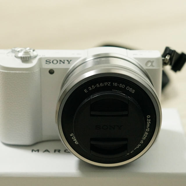 SONY(ソニー)のSONY a5100 スマホ/家電/カメラのカメラ(ミラーレス一眼)の商品写真