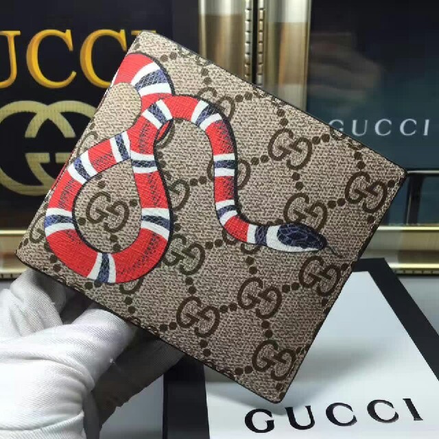 Gucci - Gucciグッチ 2つ折り財布 メンズ ビジネス 紳士 人気財布の通販 by lukkop's shop｜グッチならラクマ