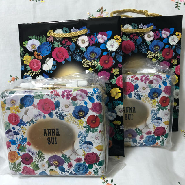 ANNA SUI(アナスイ)のANNA SUI ノベルティスチール缶2個セット エンタメ/ホビーのコレクション(ノベルティグッズ)の商品写真