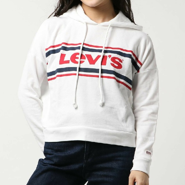 Levi's(リーバイス)のLevi'sリーバイス パーカートレーナー レディースのトップス(トレーナー/スウェット)の商品写真