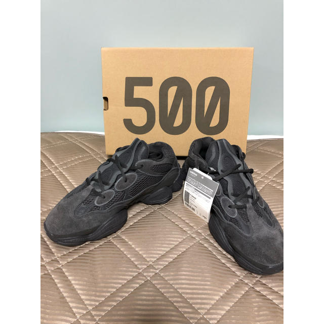 adidas(アディダス)のyeezy 500 26cm メンズの靴/シューズ(スニーカー)の商品写真