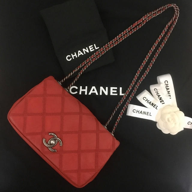 コルム バッグ 通贩 / CHANEL - CHANEL シャネル♡ワイルドステッチ チェーンショルダー マトラッセ レッドの通販 by RICO❤︎｜シャネルならラクマ