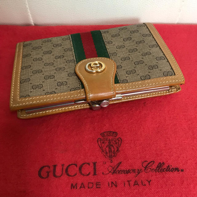 Gucci - 可愛い！人気 GUCCI オールド グッチ シェリーライン がま口 折れ 財布の通販 by Safari｜グッチならラクマ