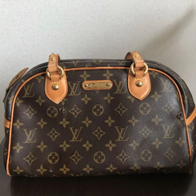 LOUIS VUITTON - 【正規品】ルイヴィトン モノグラム  バッグ B級品の通販 by naru's shop｜ルイヴィトンならラクマ