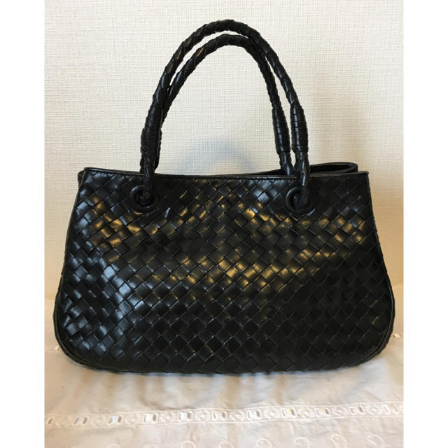 Bottega Veneta(ボッテガヴェネタ)のBOTTEGA VENETA ハンドバック 黒 レディースのバッグ(ハンドバッグ)の商品写真