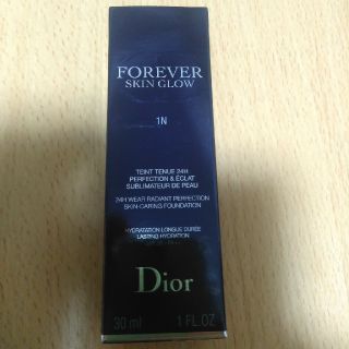 ディオール(Dior)のDior ディオールスキン フォーエヴァー フルイド グロウ
1N(ファンデーション)