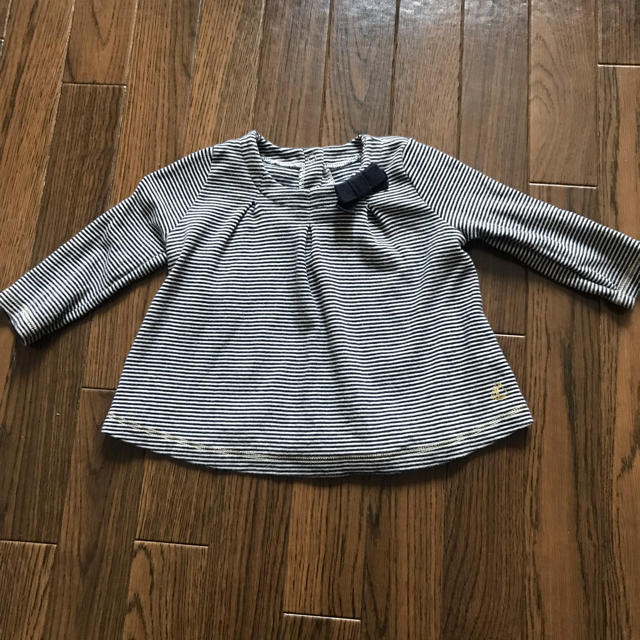 PETIT BATEAU(プチバトー)のプチバトー 70センチ キッズ/ベビー/マタニティのベビー服(~85cm)(シャツ/カットソー)の商品写真