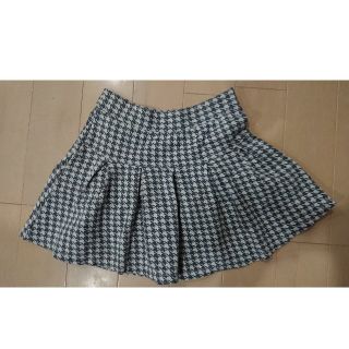 ユニクロ(UNIQLO)の☆HJHS様専用☆ユニクロキッズスカート M(スカート)