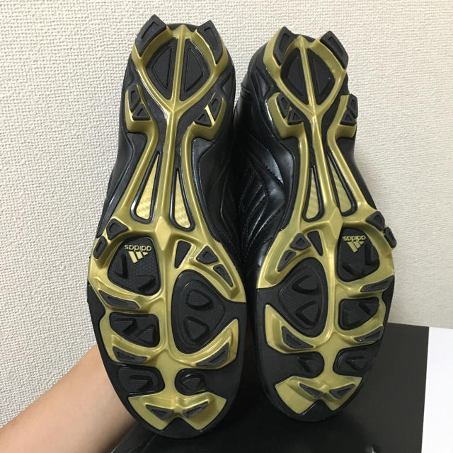 adidas(アディダス)の新品未使用adidas 22cm 野球 ベースボール スパイク ブラック キッズ/ベビー/マタニティのキッズ靴/シューズ(15cm~)(スニーカー)の商品写真